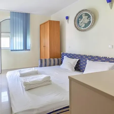 Your Lovely Summer In Sunny Appartement *