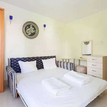 Your Lovely Summer In Sunny Appartement *