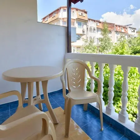 Your Lovely Summer In Sunny Appartement *